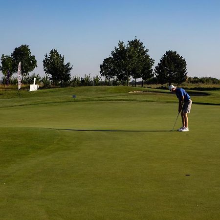 Aparthotel Green Resort Hruba Borsa Eksteriør billede